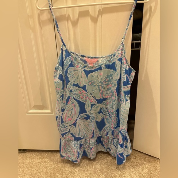Lilly Pulitzer Tops - Lily Pulitzer peplum into the blue tank size Medium